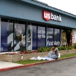 1_windowgraphics_usbank_losalamitos_iconography