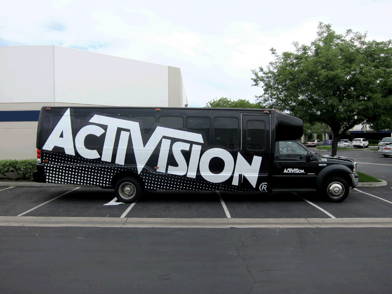 4_activision_busgraphics_iconography