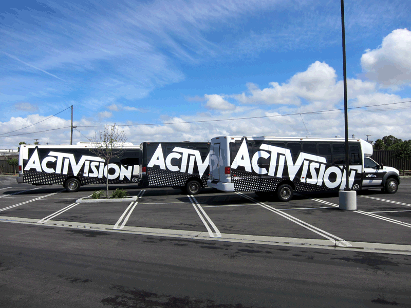 8_activision_busgraphics_iconography