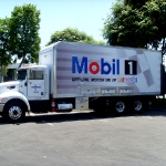 3_mobil_boxtruckwrap_iconography